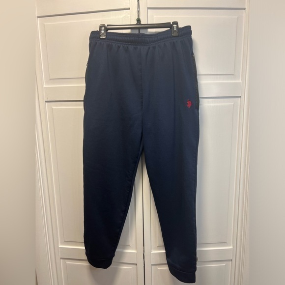 U.S. Polo Assn Men’s Zip Pocket Fleece Jogger Size Men’s Large Color Navy Blue